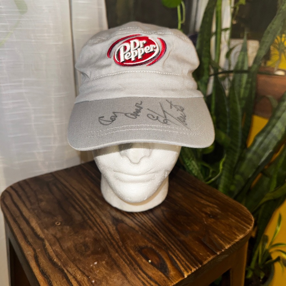 Dr Pepper Mens Gray Adjustable Baseball Cap with Autographs‎